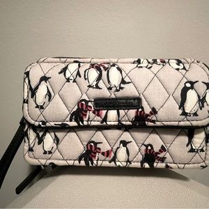 Very Bradley 2-in-1 wallet/wristlet.